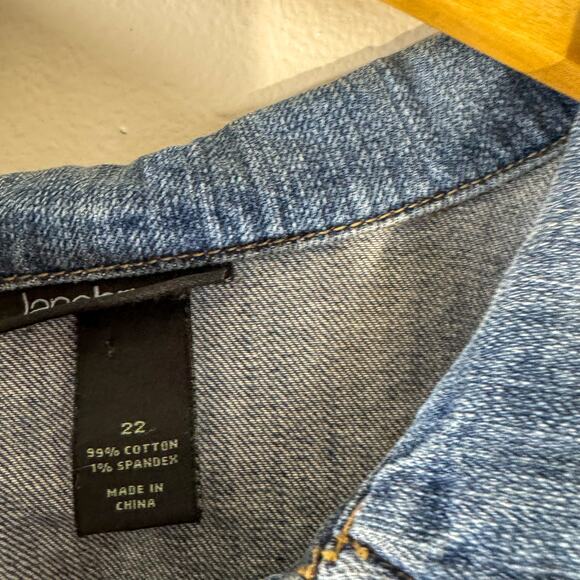 Lane Bryant Classic Stretch Denim Plus Size 22 Wash Jean Jacket Y2K - Picture 2 of 8